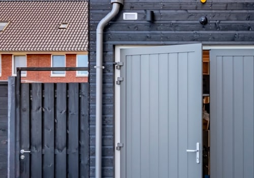 Zijn garagedeuren gemaakt van aluminium of staal?